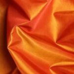 Telas Naranjas: Descubre Cómo Incorporar este Vibrante Color en tu Decoración